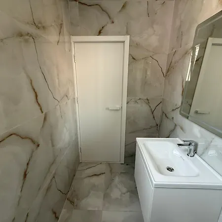 Drita 4* Shëngjin