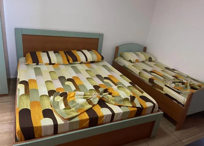 Muca 호텔 Shëngjin